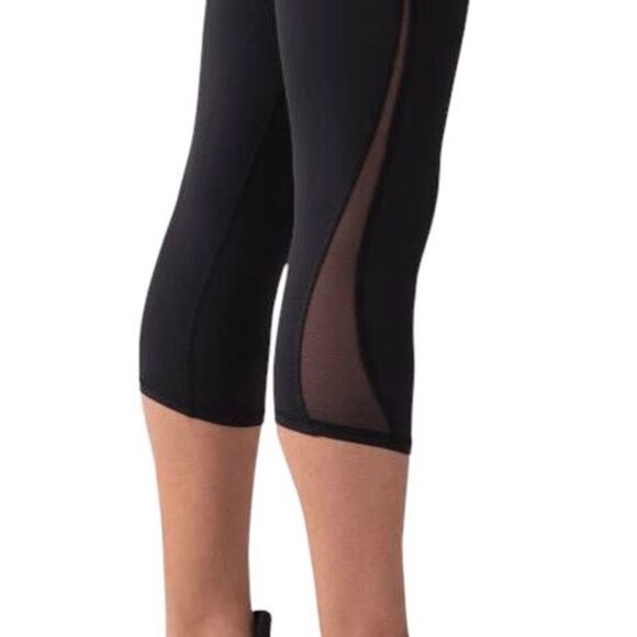 LULULEMON ATHLETICA Train Times Crop (17') In Black Size 4 - Picture 4 of 6